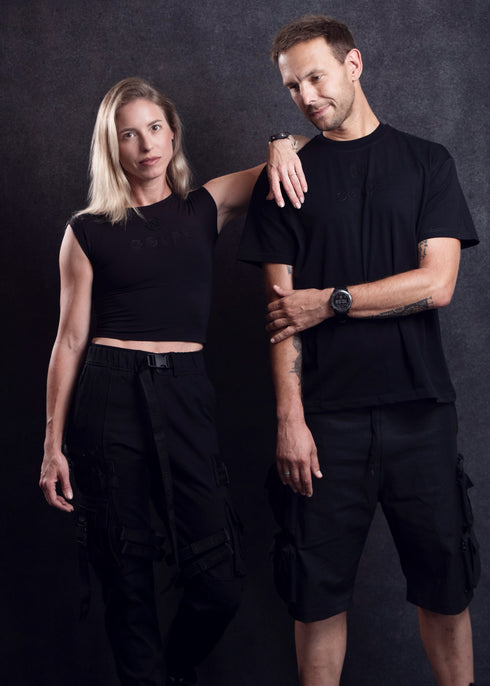 DÁMSKÝ CROP TOP – GOLPE × NØIRTEK